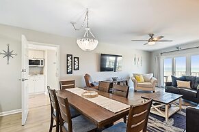 Seacrest 501AB is a Gulf Front 3 BR on Okaloosa Island by RedAwning
