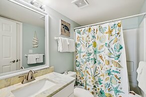 Seacrest 511 is a Gulf side 2 BR on Okaloosa Island by RedAwning