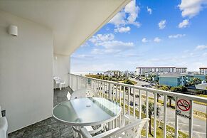 Seacrest 511 is a Gulf side 2 BR on Okaloosa Island by RedAwning