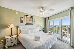 Seacrest 402 is a 2 BR Gulf Front on Okaloosa Island by RedAwning