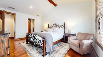 Snowcreek VI The Lodges 1130 Pet-Friendly, Beautiful and Spacious, Gar