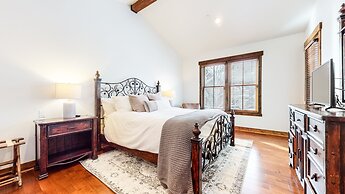 Snowcreek VI The Lodges 1130 Pet-Friendly, Beautiful and Spacious, Gar