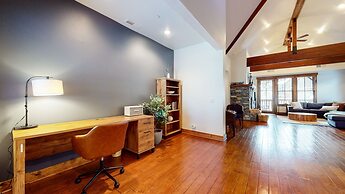 Snowcreek VI The Lodges 1130 Pet-Friendly, Beautiful and Spacious, Gar