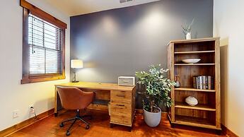 Snowcreek VI The Lodges 1130 Pet-Friendly, Beautiful and Spacious, Gar