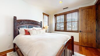 Snowcreek VI The Lodges 1130 Pet-Friendly, Beautiful and Spacious, Gar