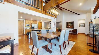 Snowcreek VI The Lodges 1130 Pet-Friendly, Beautiful and Spacious, Gar