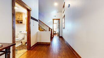 Snowcreek VI The Lodges 1130 Pet-Friendly, Beautiful and Spacious, Gar