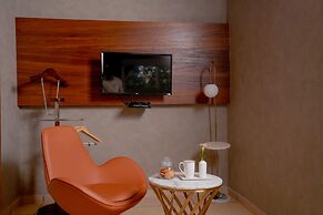 Lazdana Hotel Bangalore