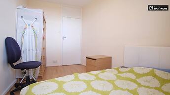 2-bed Apartment in London Woolwich