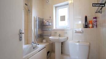 2-bed Apartment in London Woolwich