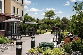 Fairfield Inn & Suites by Marriott Cleveland Tiedeman Road