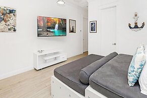 Villa Lago 1945 - 4BR 4b.5a -