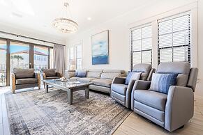 Villa Lago 1945 - 4BR 4b.5a -