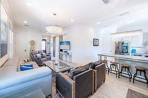 Villa Lago 1945 - 4BR 4b.5a -