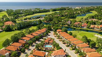 Villa Lago 1945 - 4BR 4b.5a -