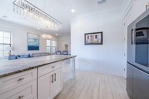 Villa Lago 1945 - 4BR 4b.5a -