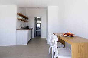 Kymo Luxury Suites Paros