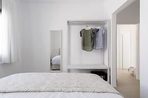 Kymo Luxury Suites Paros