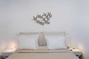 Kymo Luxury Suites Paros