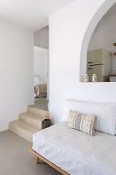 Kymo Luxury Suites Paros
