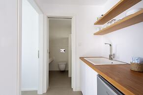 Kymo Luxury Suites Paros