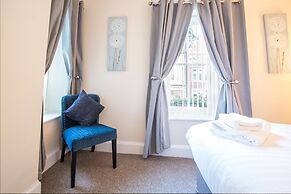 The Royal Oak Hotel