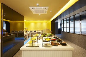 The Quarter Silom by UHG