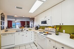 Seacrest 706 is a 2 BR Gulf Front on Okaloosa Island by RedAwning