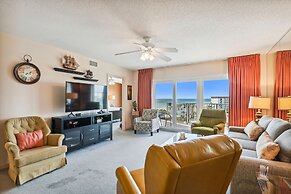 Seacrest 706 is a 2 BR Gulf Front on Okaloosa Island by RedAwning