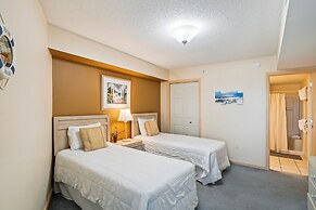 Seacrest 706 is a 2 BR Gulf Front on Okaloosa Island by RedAwning