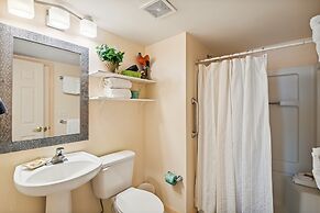 Seacrest 706 is a 2 BR Gulf Front on Okaloosa Island by RedAwning