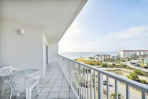 Seacrest 707 is a Gulf Front 2 BR on Okaloosa Island by RedAwning