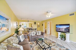 Seacrest 707 is a Gulf Front 2 BR on Okaloosa Island by RedAwning