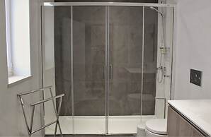 Cardeal Suites & Apartments