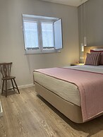 Cardeal Suites & Apartments