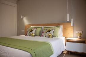 Cardeal Suites & Apartments