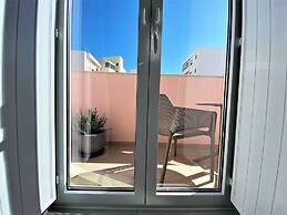 Cardeal Suites & Apartments