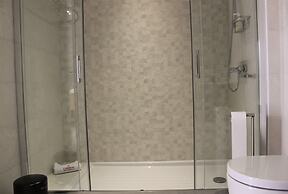 Cardeal Suites & Apartments