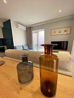 Cardeal Suites & Apartments