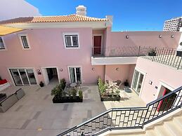 Cardeal Suites & Apartments