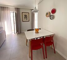 Cardeal Suites & Apartments