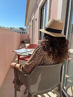 Cardeal Suites & Apartments