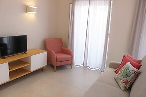 Cardeal Suites & Apartments