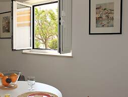 Cardeal Suites & Apartments