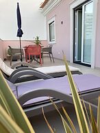 Cardeal Suites & Apartments