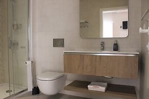 Cardeal Suites & Apartments