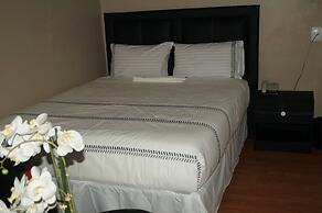 Miraton Eastgate Suites