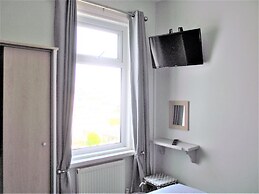 Seahawk Holiday Apartments