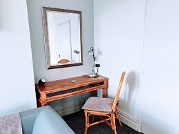 Seahawk Holiday Apartments