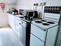 Seahawk Holiday Apartments